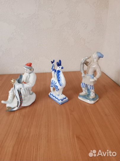 Статуэтка фарфор