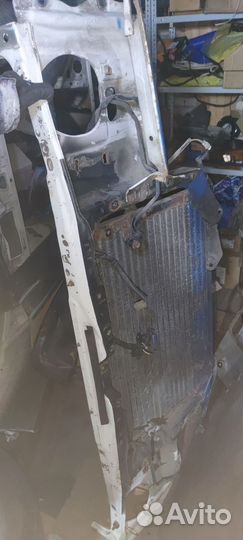 Телевизор+ радиатор кондиционера Toyota Crown 130