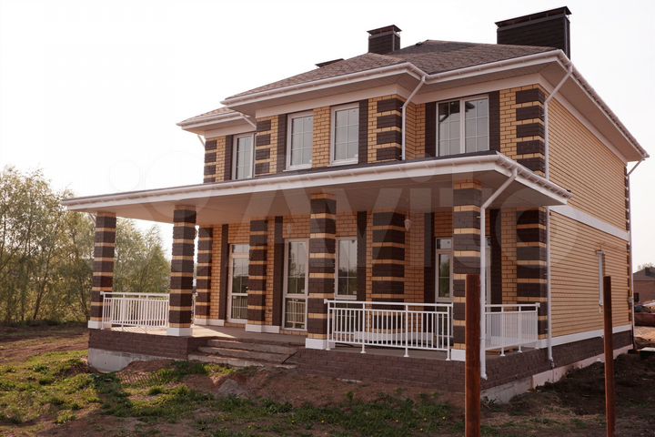 Коттедж 170 м² на участке 8 сот.