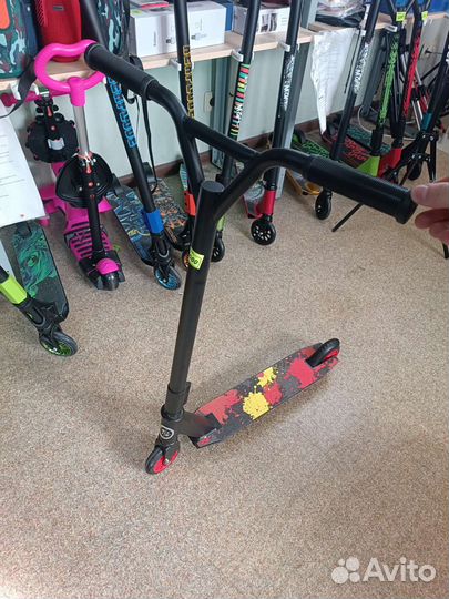 Трюковой самокат