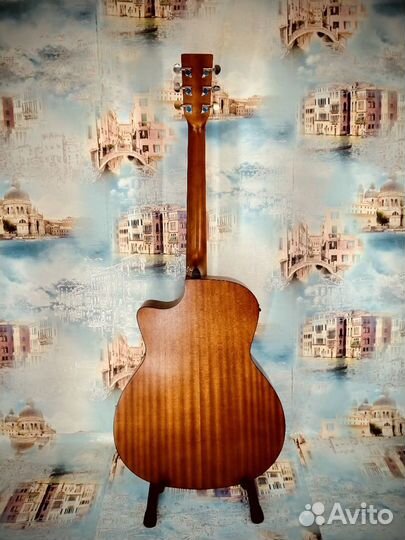 Гитара дредноут с чехлом