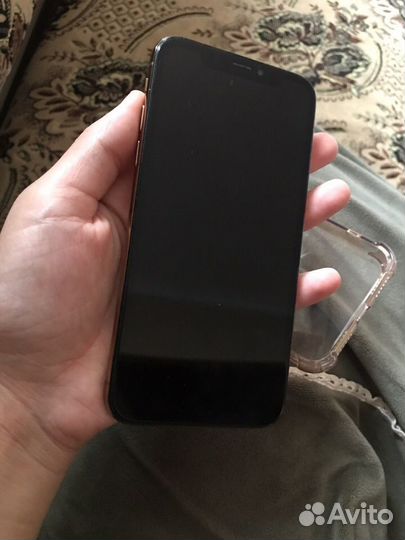 Телефон iPhone xs