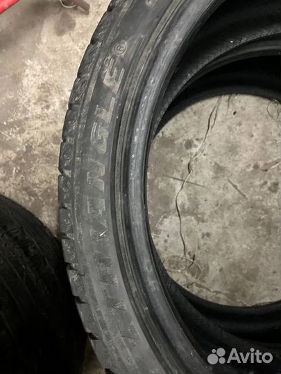 Triangle Snowlink TWT02 235/40 R19