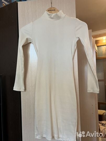 Платье bershka