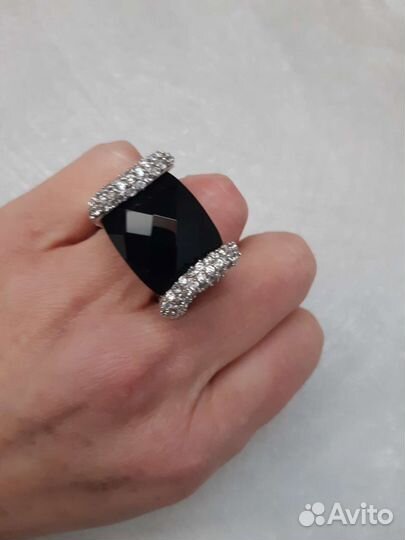 Серебряное кольцо