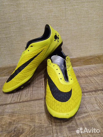 Футбольные бутсы Nike hypervenom. 42 размер