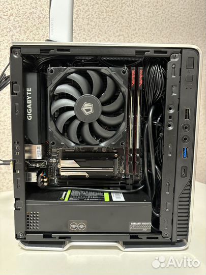Мини пк Ryzen 5600g/ 16 gb/ssd 500gb/Vega 7