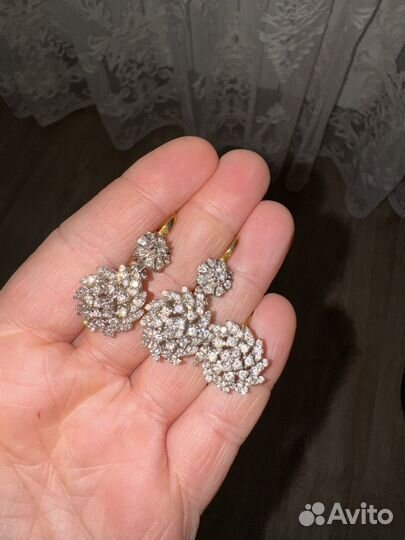 Золотой комплект с бриллиантами 750 пробы