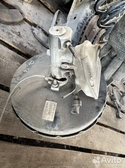 Главный тормозной вакуумный Citroen C4 1.6