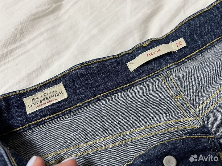 Джинсы levis 712 slim