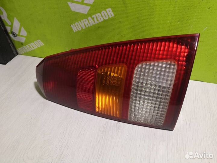 Фонарь задний правый Форд Фокус 1