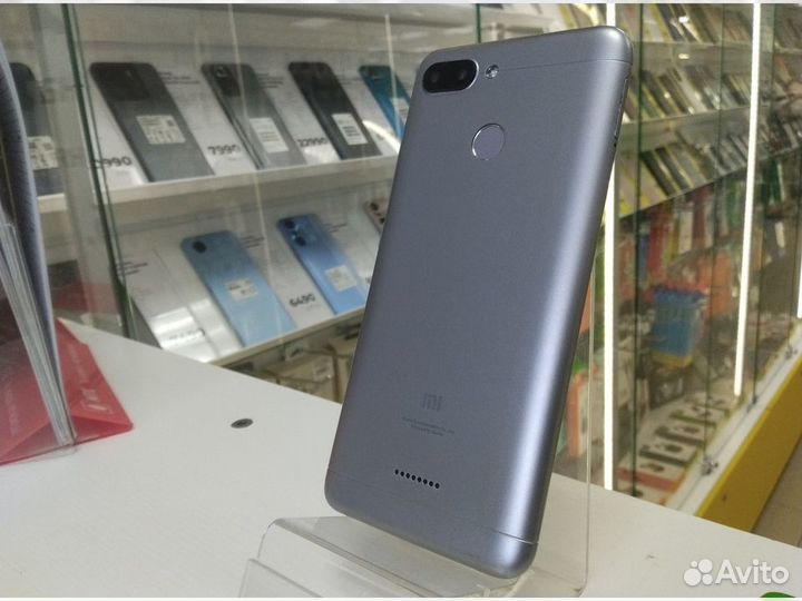 Смартфон Xiaomi Redmi 6 4/64GB (серый)