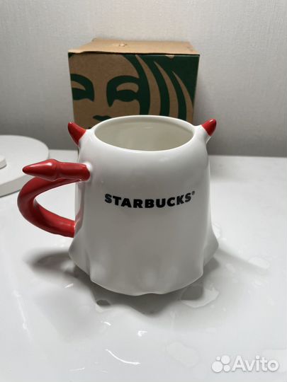 Кружка starbucks чертик белого цвета