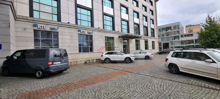 Сдам торговое помещение, 335 м²