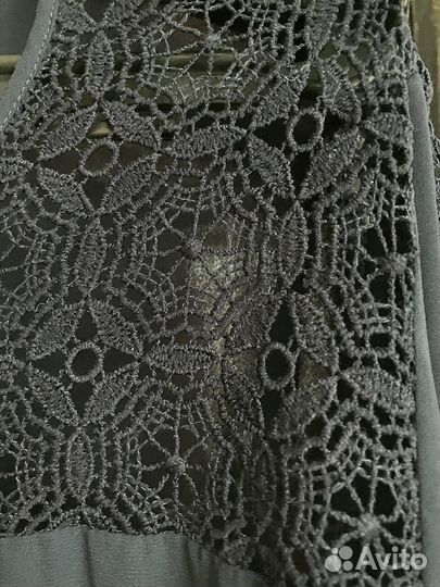 В наличии. Женская одежда размер 60