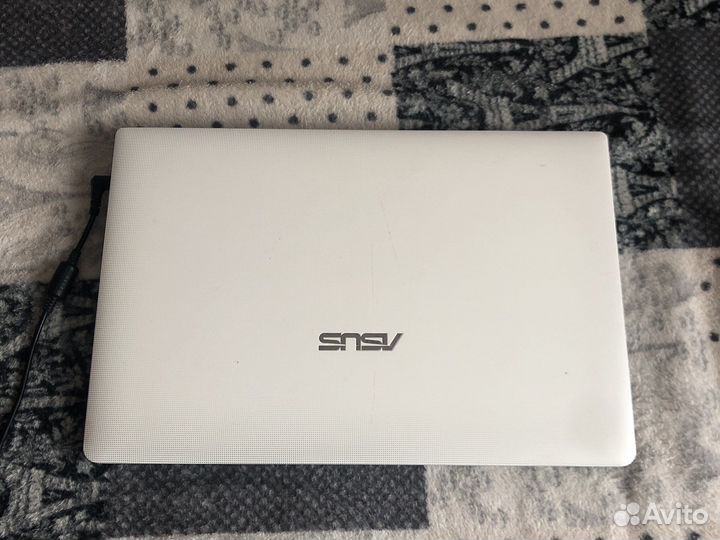 Ноутбук asus X501A
