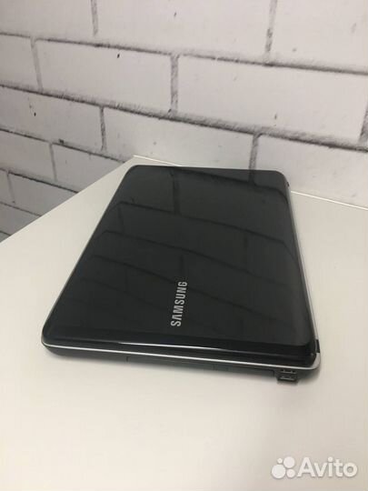 Ноутбук для учёбы Samsung