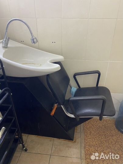 Оборудование для салона красоты бу