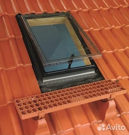 Окно-люк выход на крышу Fakro