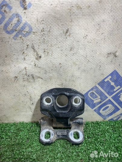 Петля двери передняя правая Mercedes-Benz Clk 230