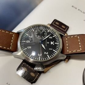 Steinhart Nav B-Uhr 44 Handaufzug