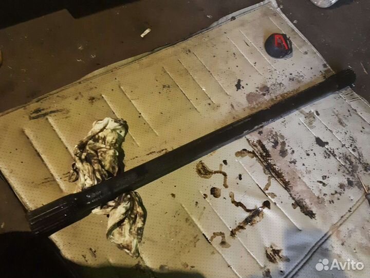 Полуось маз