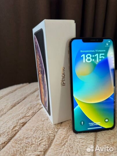 iPhone Xs Max, 64 ГБ