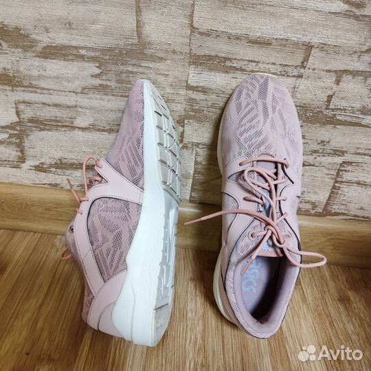 Кроссовки женские asics 41 размер