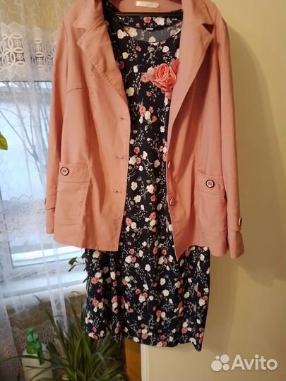 Костюм женский