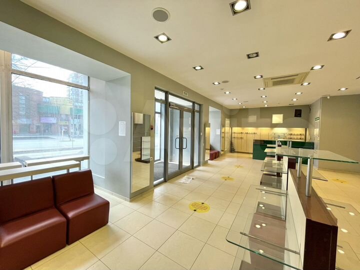 Торговое 150 м² ул. Вокзальная магистраль