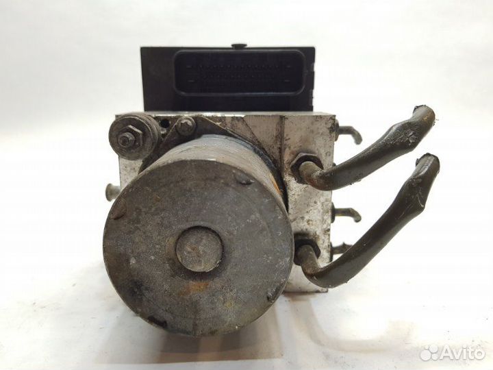 Блок abs Hyundai Santa Fe 2.2 D4HB 2011