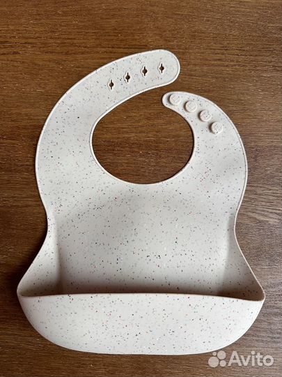 Нагрудник mushie Shifting Sand Terrazzo