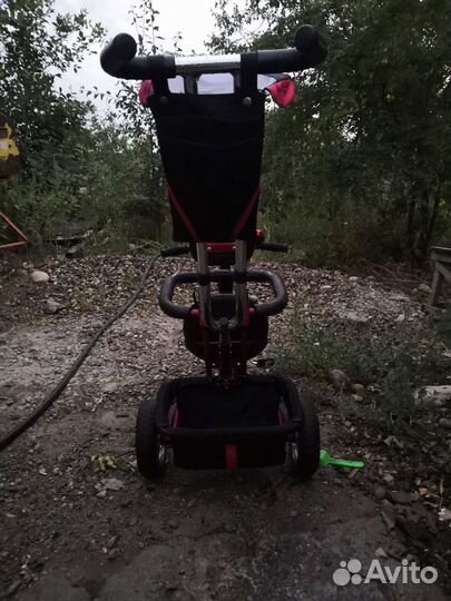 Детский трехколесный велосипед