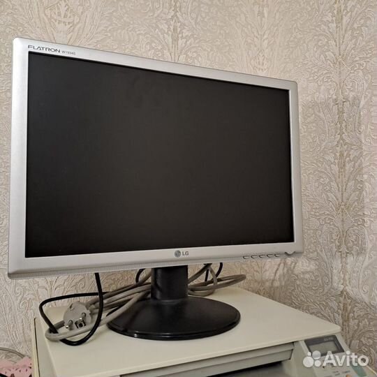 Монитор LG flatron w1934 s