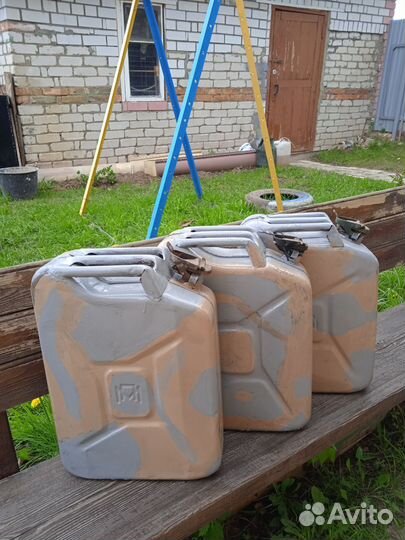Канистра 20 литров для бензина