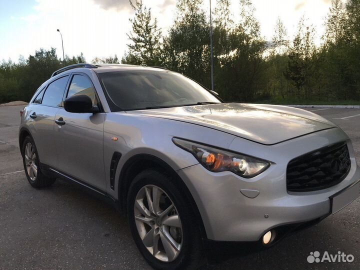 Infiniti FX37 3.7 AT, 2011, 200 000 км