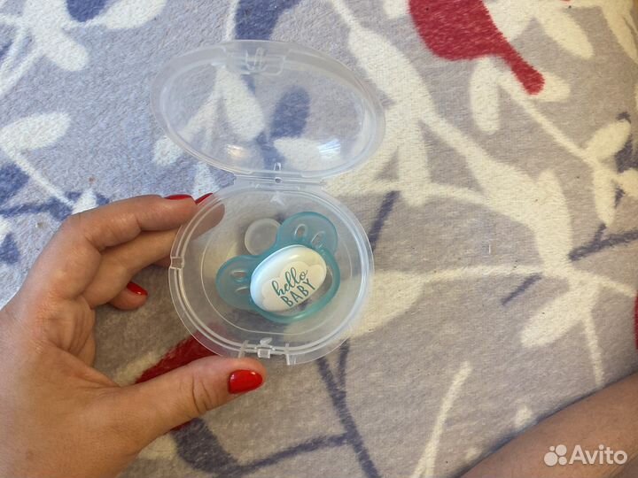 Соска пустышка avent 0 6