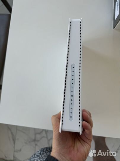 Интернет центр Yota 4G Wi-fi роутер