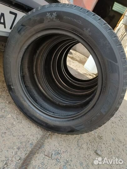 Kumho I'Zen KW22 185/65 R15