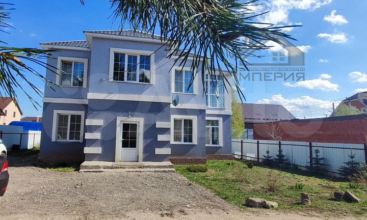 Коттедж 168 м² на участке 10 сот.