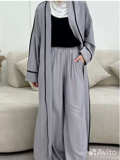 Костюм тройка