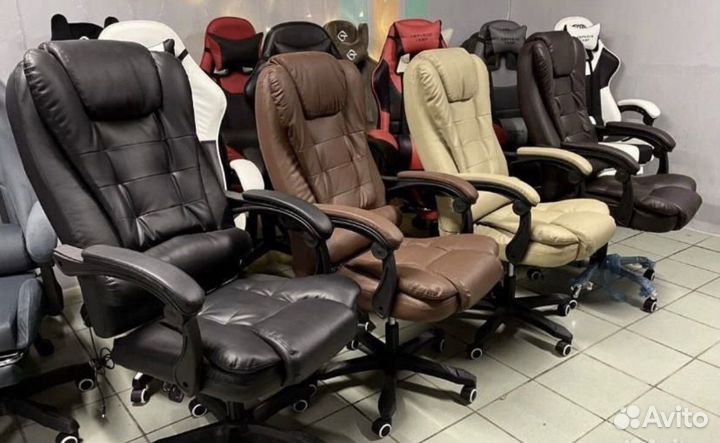 Компьютерное кресло руководителя