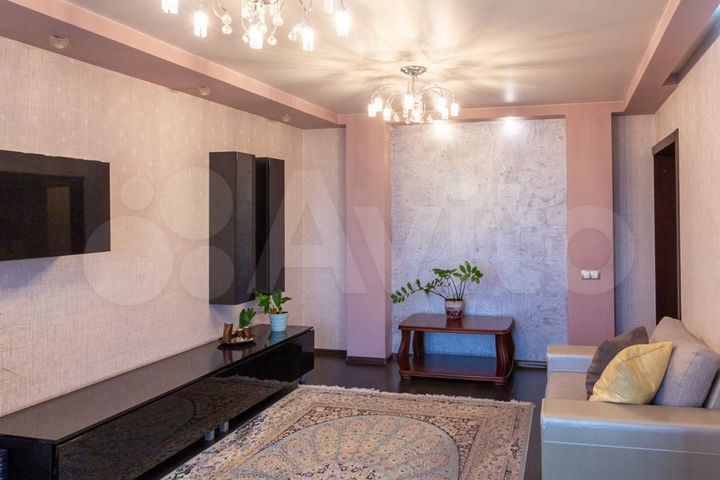 3-к. квартира, 106 м², 14/17 эт.