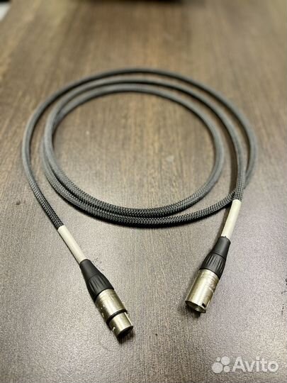 Микрофонный кабель XLR