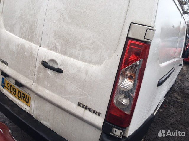 Разбор на запчасти Peugeot Expert