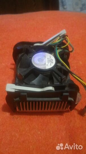 Стандартный кулер Intel 478
