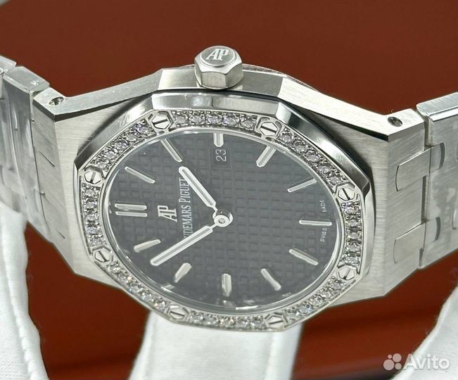 Часы женские Audemars Piguet Royal Oak