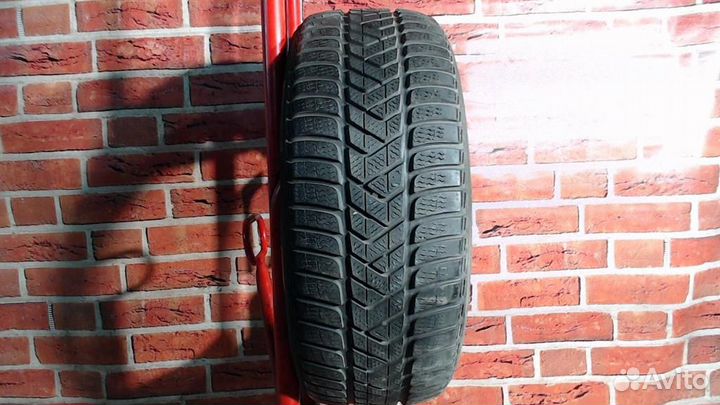 Pirelli Winter Sottozero 3 225/50 R17