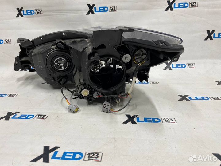 Фара Mazda CX-5 cx5 ксенон правая