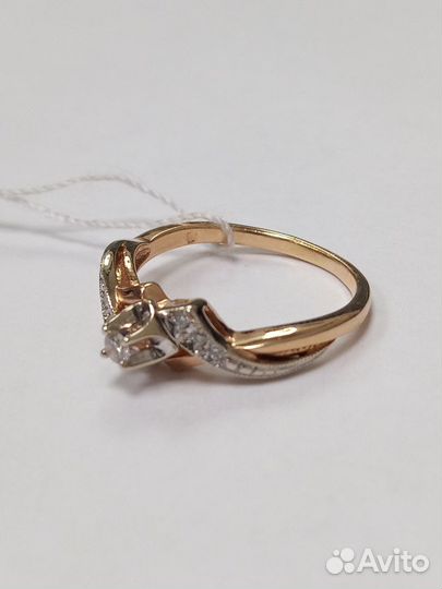 Золотое кольцо с бриллиантом (31530)